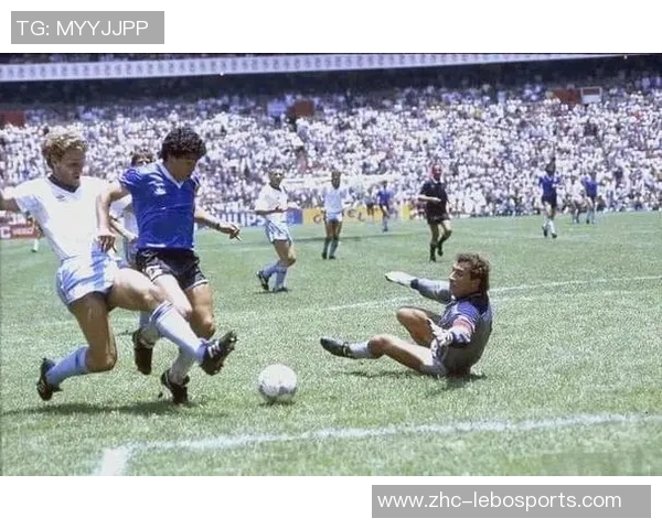 世界足球明星的传奇旅程与辉煌成就解析