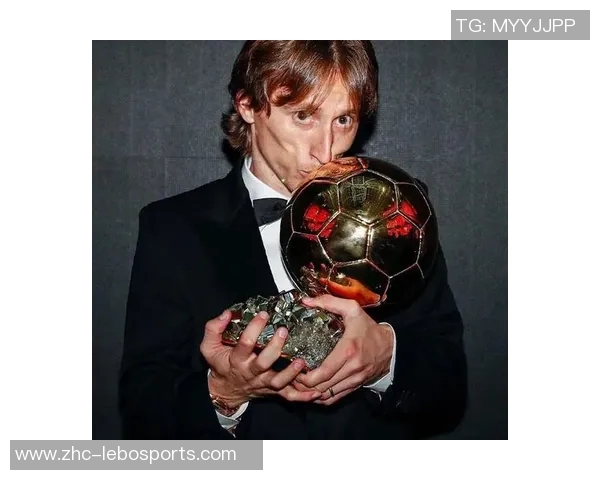 世界足球明星的传奇旅程与辉煌成就解析